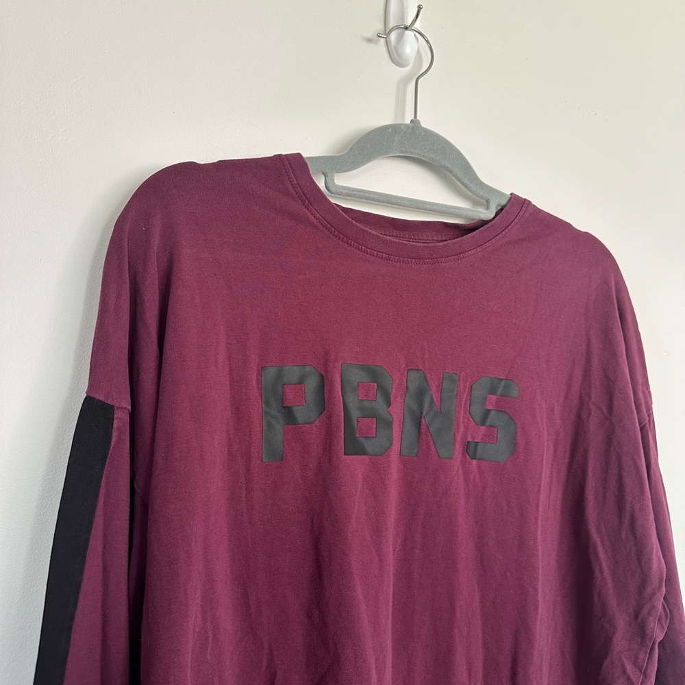 Alphalete PBNS Oversized Long Sleeve Shirt Men’s Size M Maroon Black Stripe - Picture 3 of 5